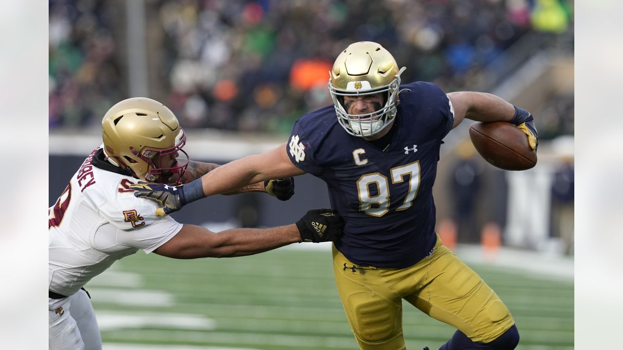 Ravens Mock Draft Roundup: A Surprising Alternative Emerges With Bijan  Robinson