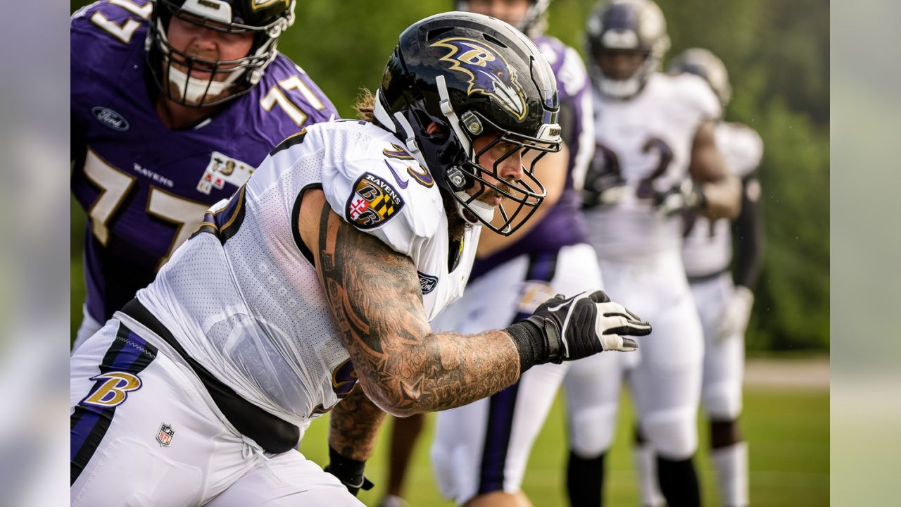 Baltimore Ravens practice recap, Day 1: Patrick Queen settles in, Marquise  Brown shines and more 