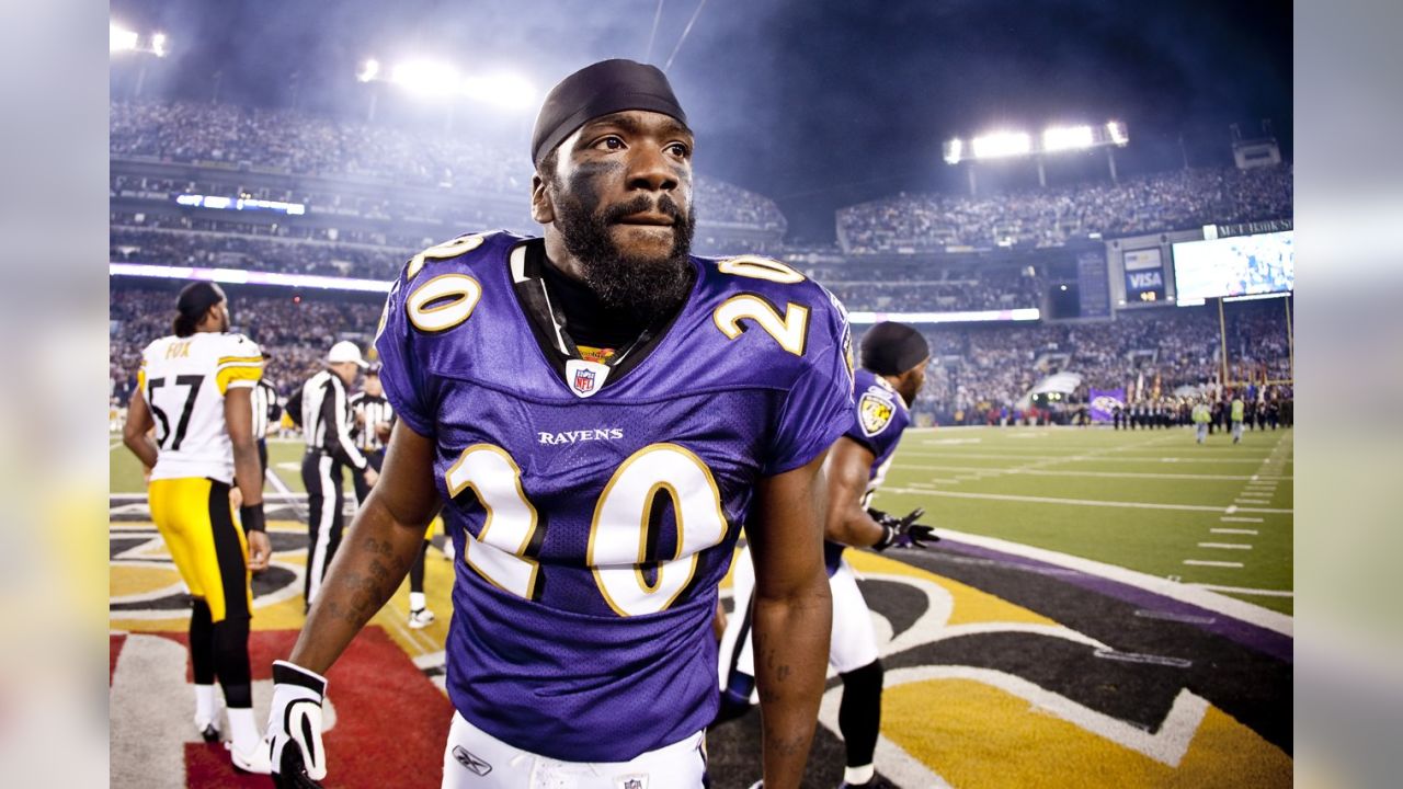 Ed Reed retires as a Baltimore Raven after 12-season NFL career