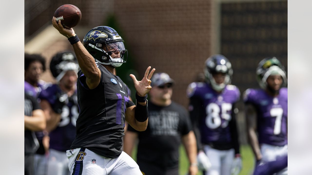 Baltimore Ravens wide receiver Devin Duvernay (13) returns a kick during an  NFL football game against the Tampa Bay Buccaneers, Thursday, Oct. 27, 2022  in Tampa, Fla. The Ravens defeat the Buccaneers