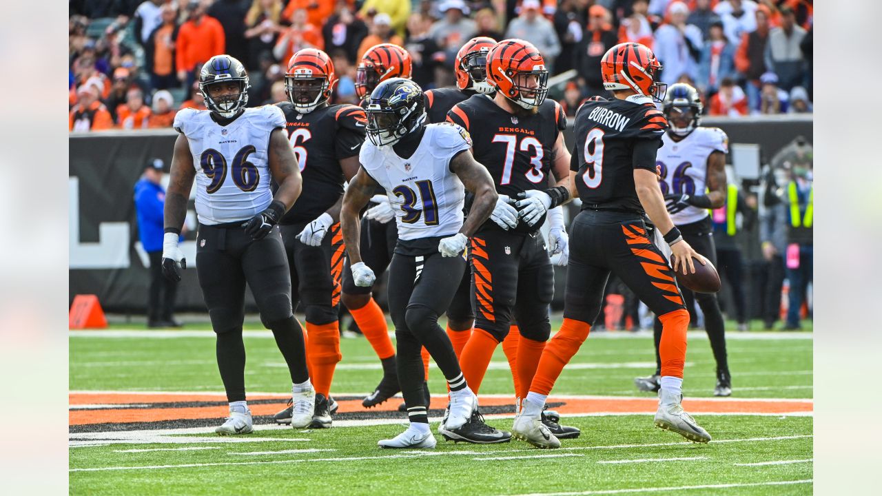 12,743 Cincinnati Bengals V Baltimore Ravens Photos & High Res