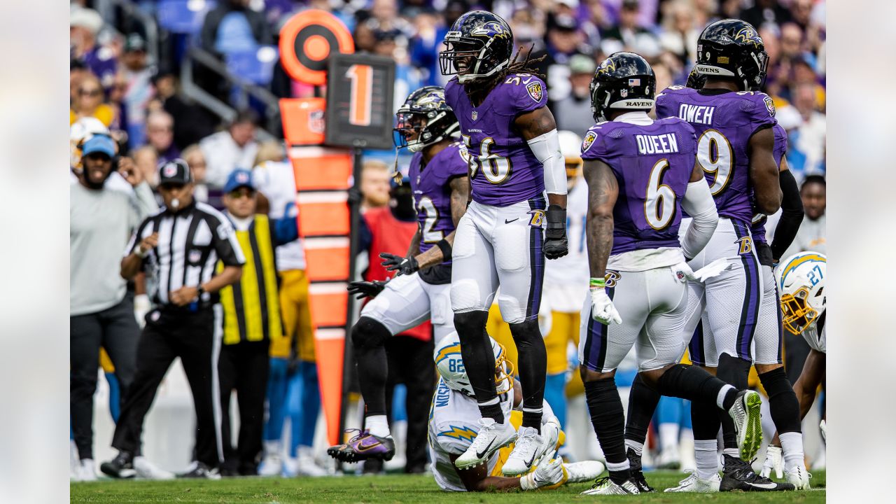 Uni Watch: Ravens vs. Chargers, Week 6