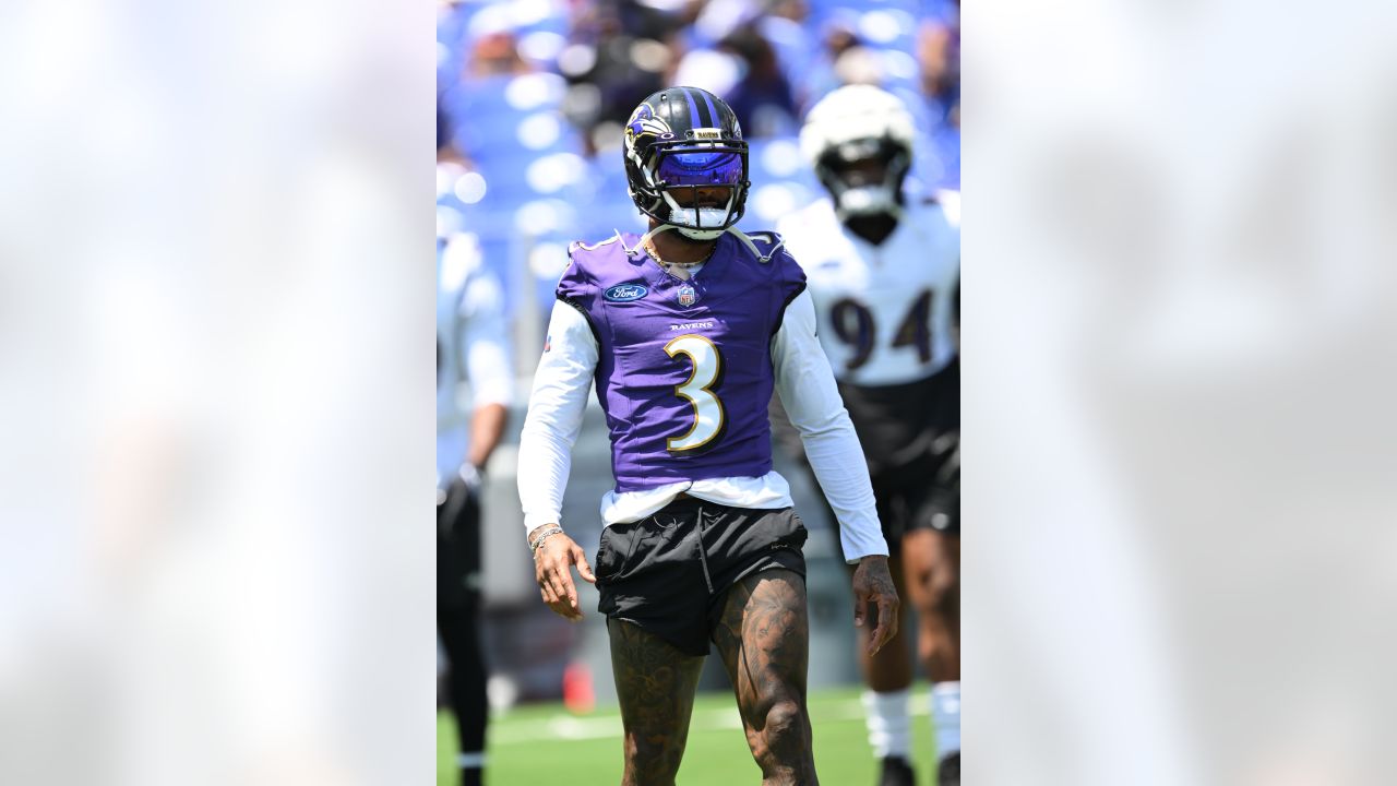 Odell Beckham Jr.'s Son in Ravens Gear After Dad Signs with Team: Photo