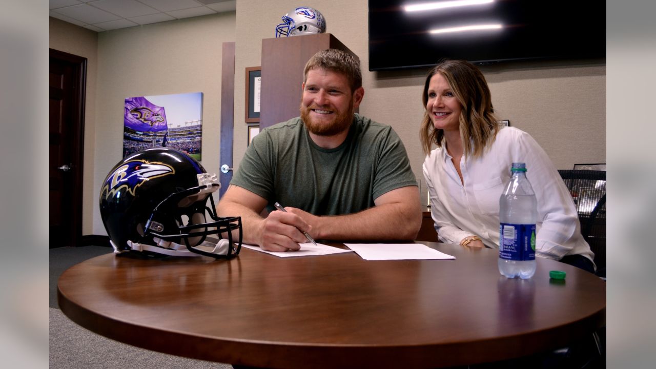 Ravens' eight-time Pro-Bowl guard Marshal Yanda retires from the NFL - CGTN