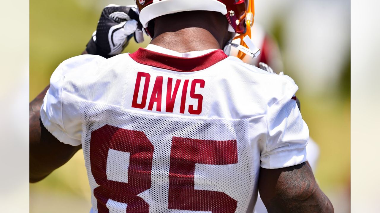 Former Maryland TE Vernon Davis signs with Washington, per report - Testudo  Times