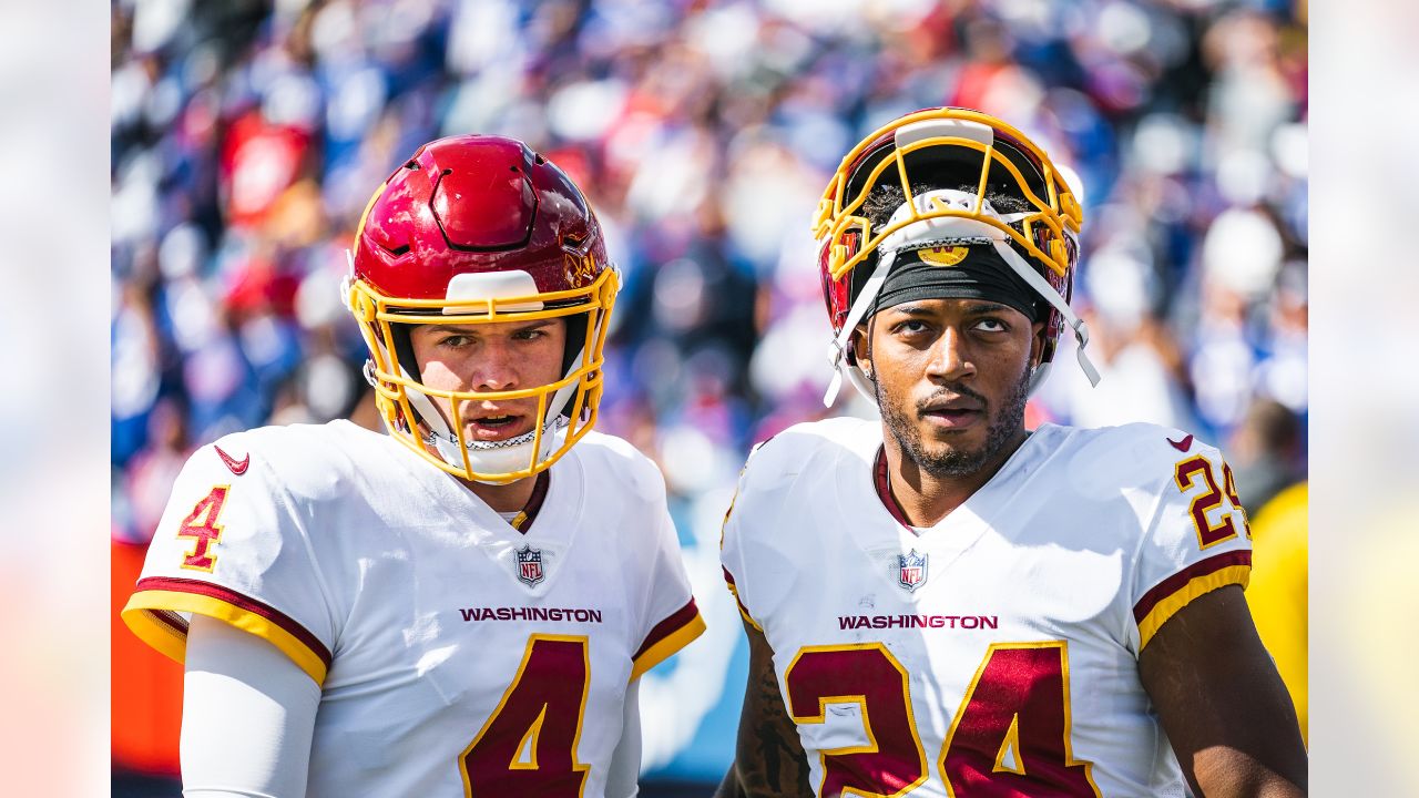 August 6, 2022: Washington Commanders linebacker David Mayo (51) working on  pass coverage technique