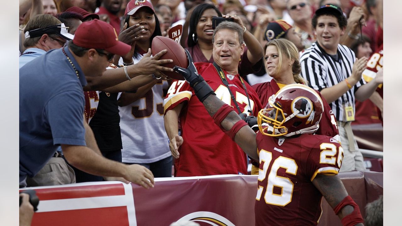 Washington Commanders on X: This bye-weekend, #Redskins WR Santana Moss  was able to see his nephew play football:    / X