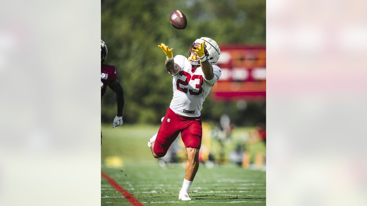 WFT News: Montez Sweat motivated to keep getting better after tragic year;  Rookies show confidence heading into offseason break - Hogs Haven