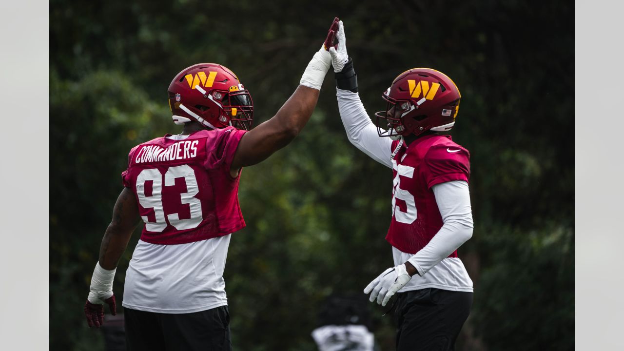 LOOK: Taylor Heinicke and Jonathan Allen embrace after Commanders' win