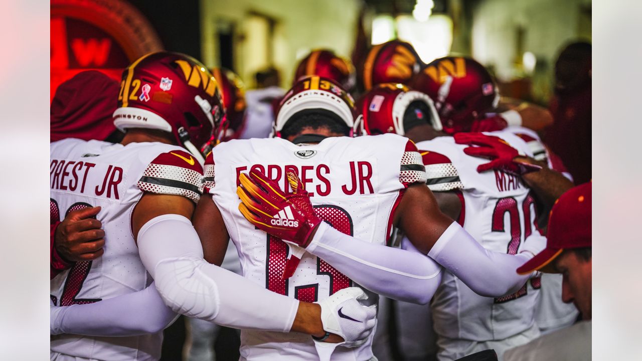 Landover, United States. 10th Sep, 2023. Washington Commanders CB Benjamin  St-Juste (25) taking the field during pregame introductions at the home  opener (week one) against the Arizona Cardinals on September 10 2023