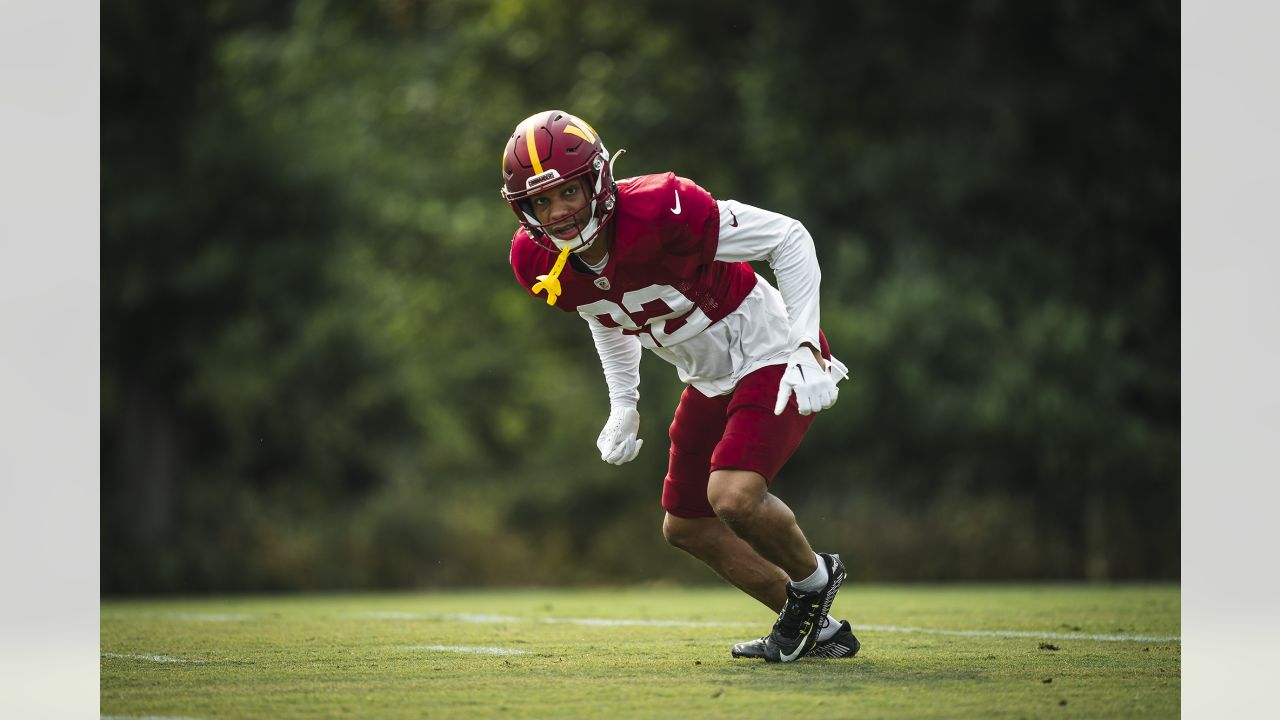 Commanders training camp: D-line dominates day one in pads, offense up and  down - The Athletic