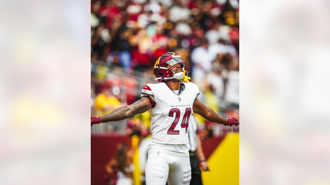 Landover, United States. 10th Sep, 2023. Washington Commanders CB Benjamin  St-Juste (25) taking the field during pregame introductions at the home  opener (week one) against the Arizona Cardinals on September 10 2023