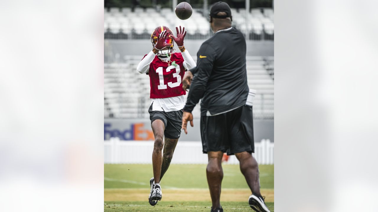 Washington Commanders kicker Joey Slye makes 38-yard FG with ease for first  points of game