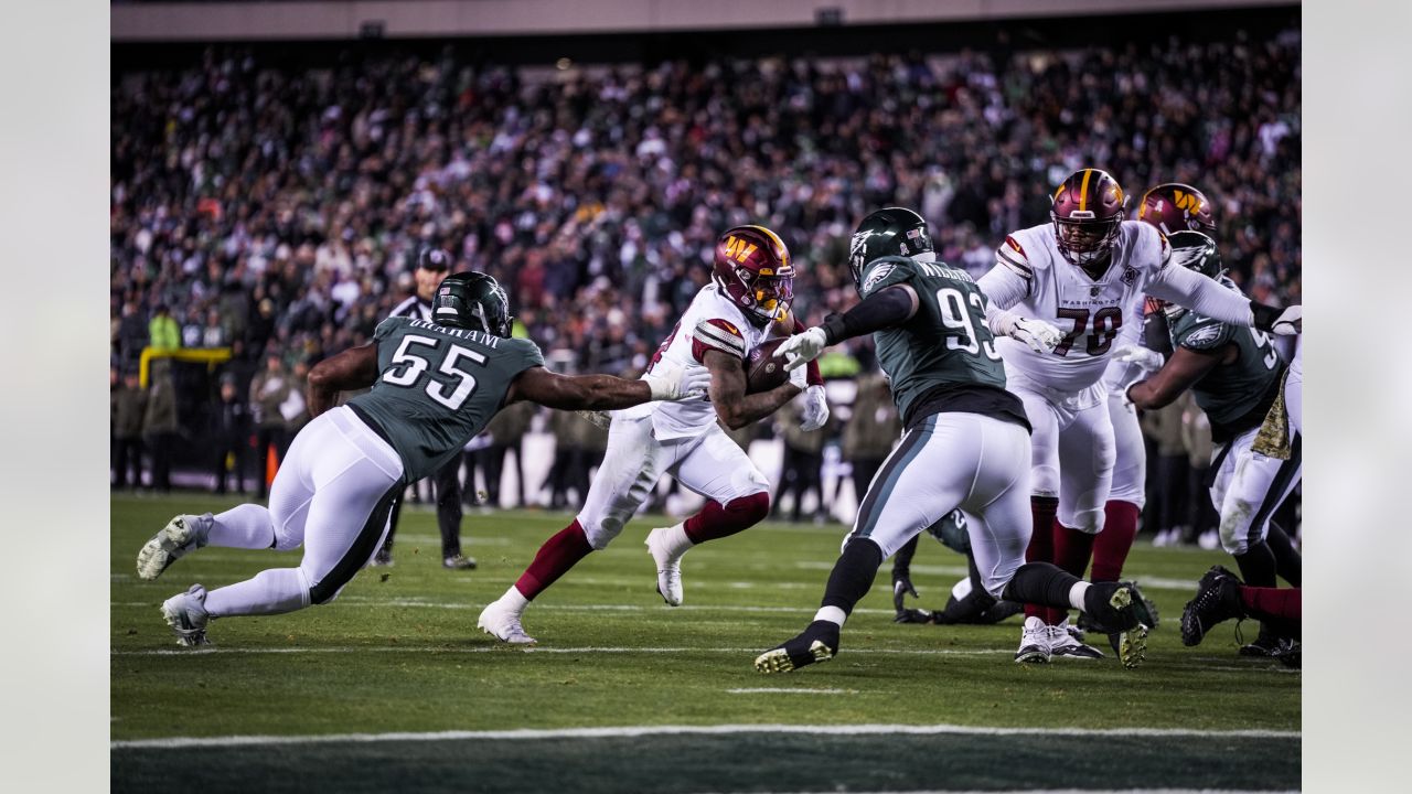 Commanders upset Eagles after late unnecessary roughness call