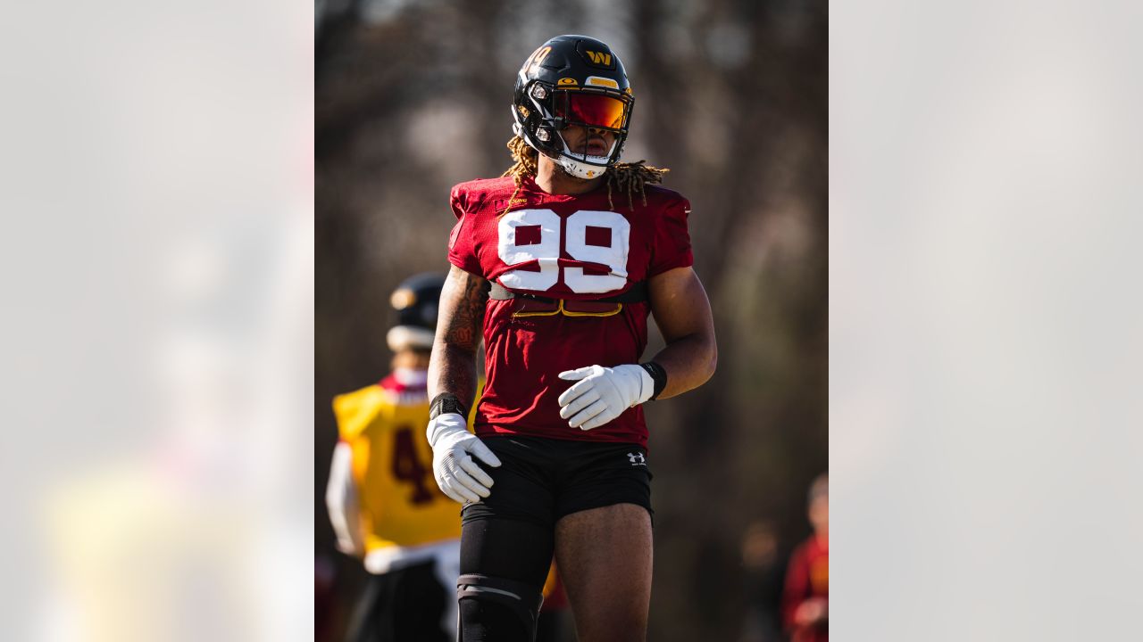 Washington Commanders DE Chase Young Playing vs. New York Giants? Jack Del  Rio Waiting For 'Green Light' - Sports Illustrated Washington Football  News, Analysis and More