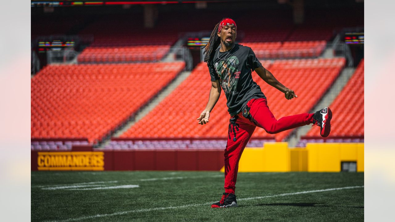 Command Force dance team brings unique energy to FedEx Field