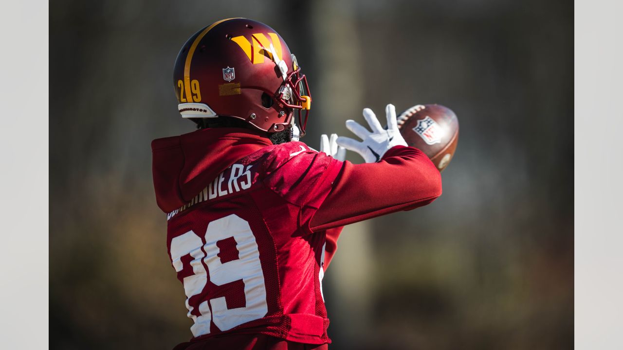 Washington Commanders running back Jonathan Williams (41) runs