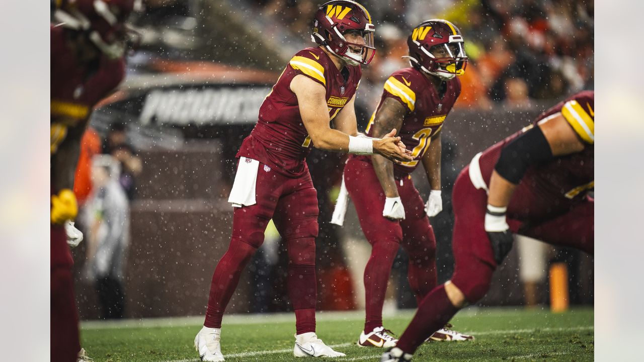 The Washington Football Team loses to the Cleveland Browns 34-20 in a  sloppy, turnover-filled game - Hogs Haven