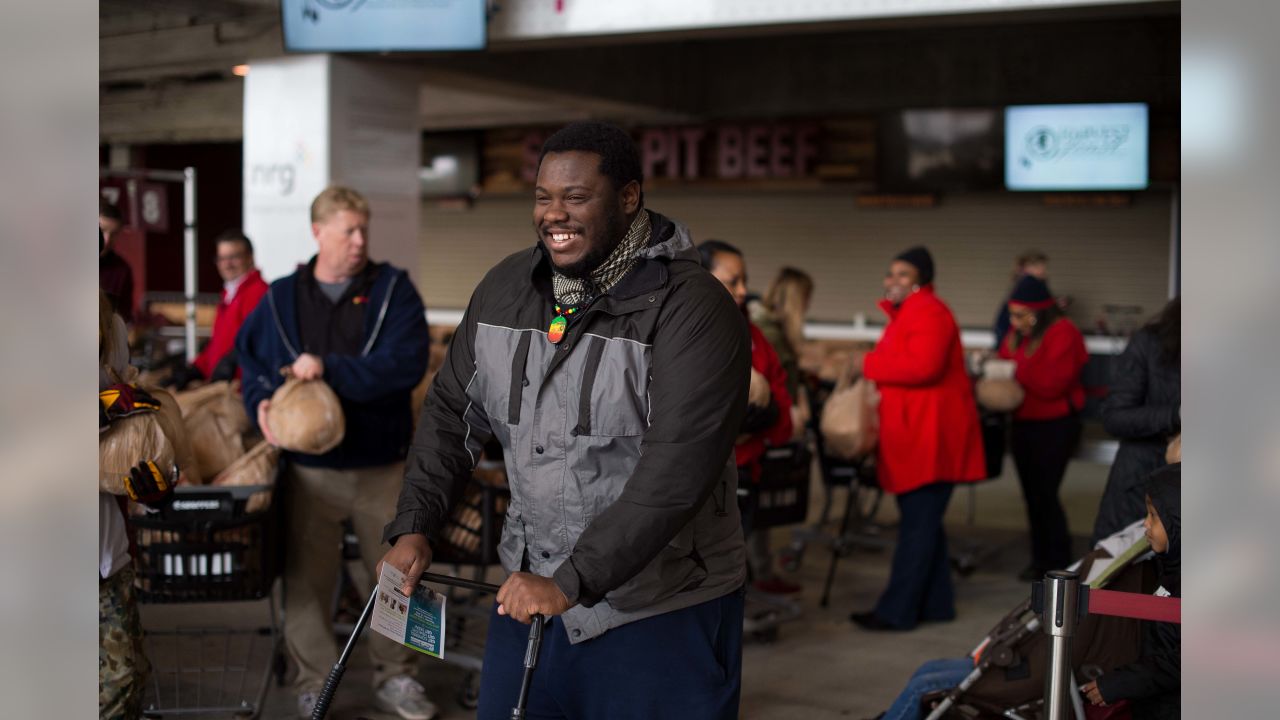 Commanders Host 20th Harvest Feast at FedEx Field - The Washington