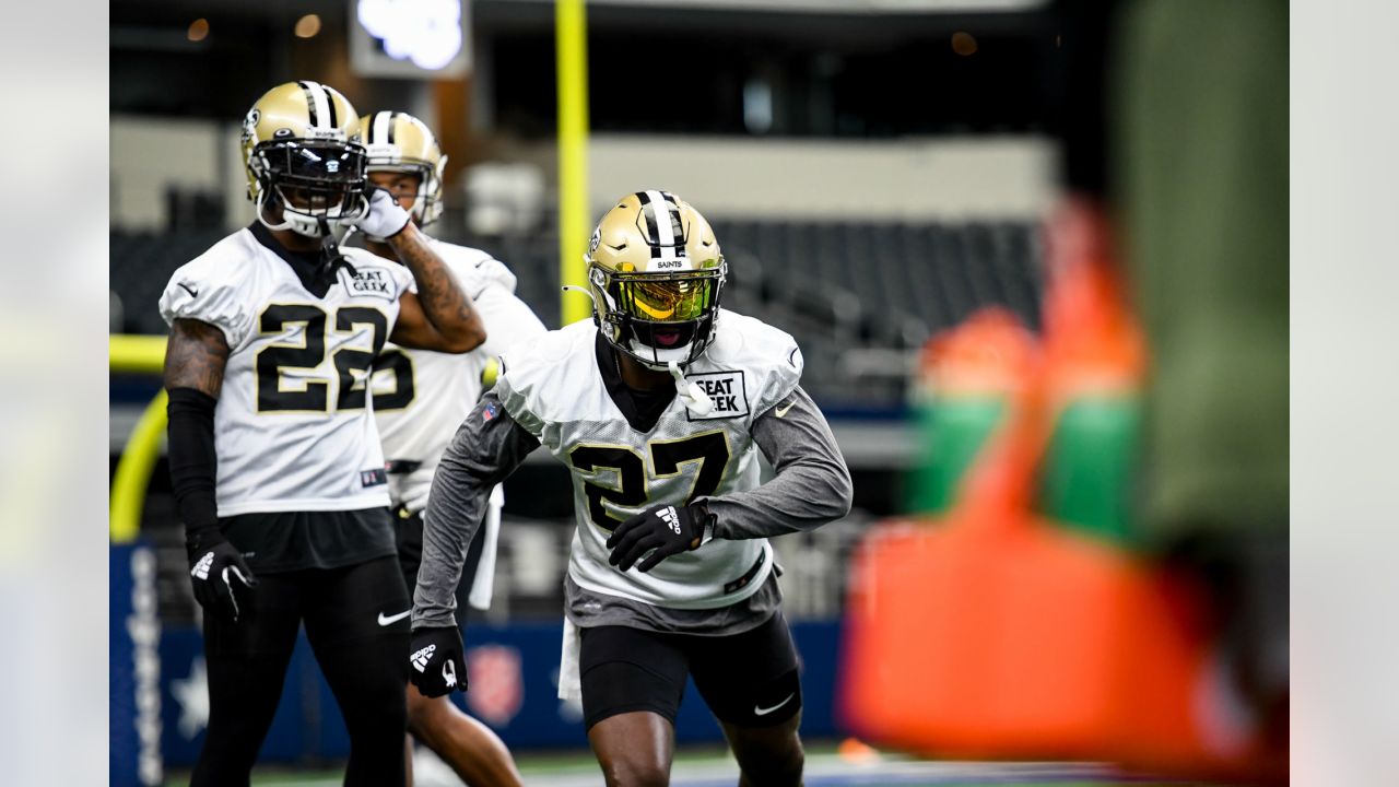 Photo: Packers vs Saints in the NFL opening game at TIAA Bank Field in  Jacksonville, Florida. - JAP20210912009 