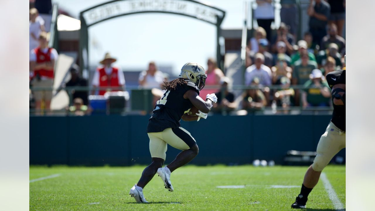 Saints QB Jameis Winston returns from injury, looks good in limited duty