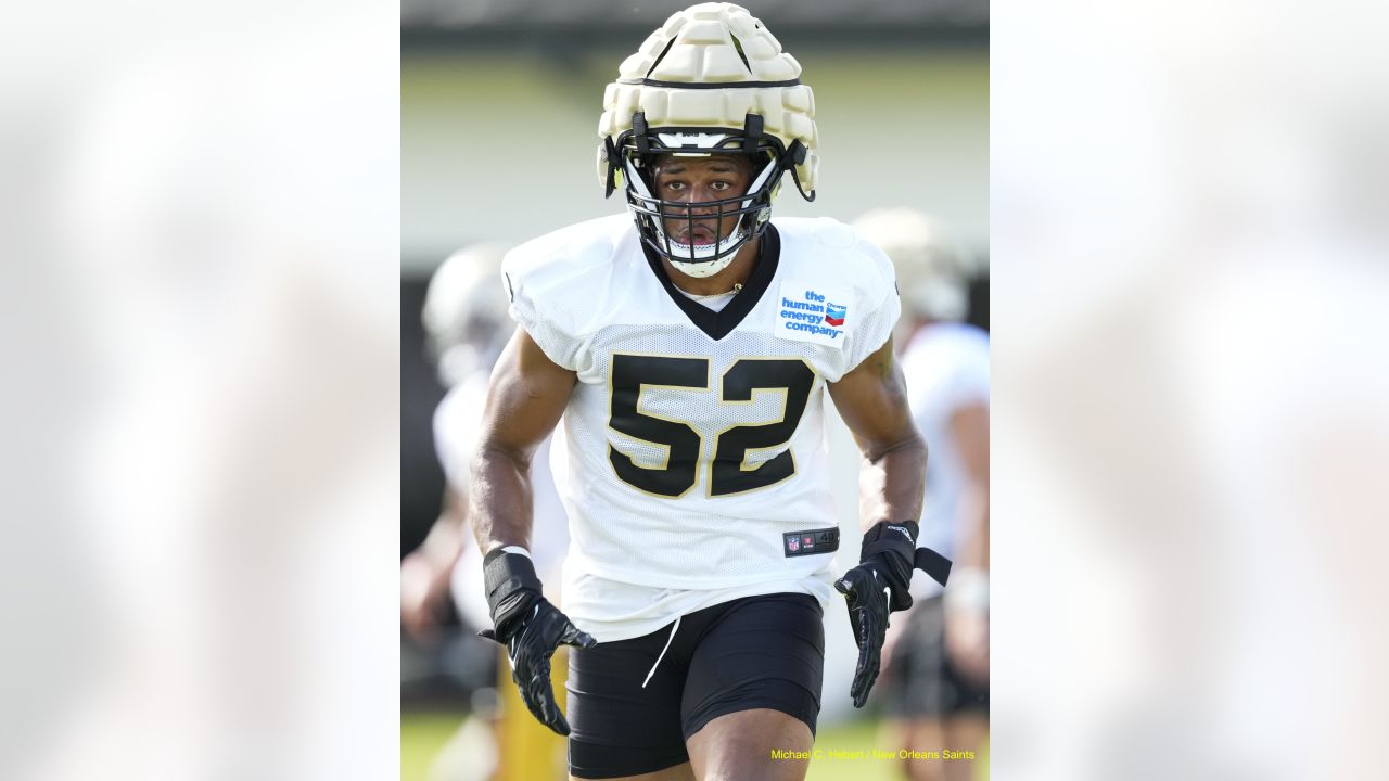 New Orleans Saints players adjust to Guardian Caps during training camp