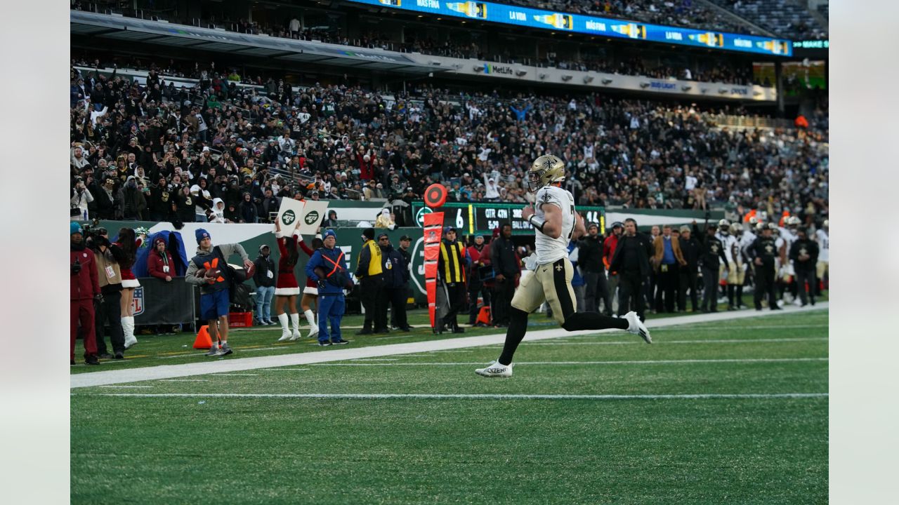 Photo: New York Jets LaDainian Tomlinson at MetLife Stadium in New