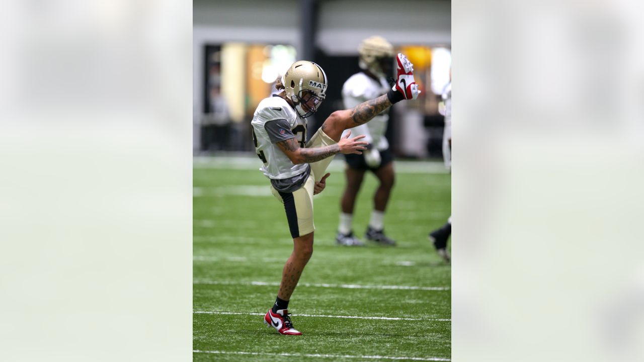 New Orleans Saints wide receiver Chris Olave (12) signs autographs, after  training camp at their NFL football training facility in Metairie, La.,  Saturday, July 30, 2022. (AP Photo/Gerald Herbert Stock Photo - Alamy