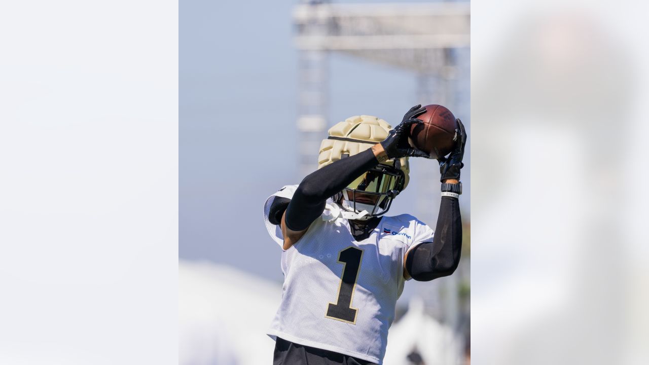 New Orleans Saints wide receiver Michael Thomas (13) plays against the  Carolina Panthers during an NFL football game, Sunday, Sept. 25, 2022, in  Charlotte, N.C. (AP Photo/Jacob Kupferman Stock Photo - Alamy