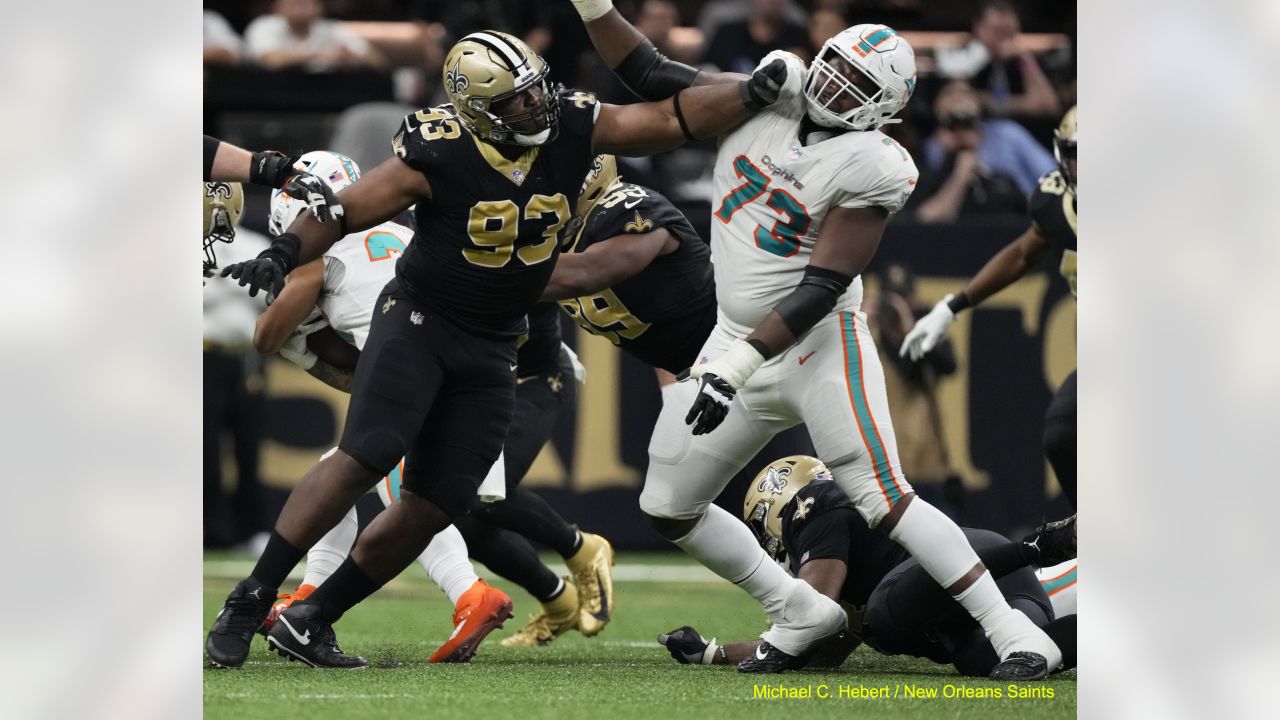 FILE ** The New Orleans Saints take the field against the Miami Dolphins in  a pre-season NFL football game in the Superdome in New Orleans in this Aug.  30, 2007. file