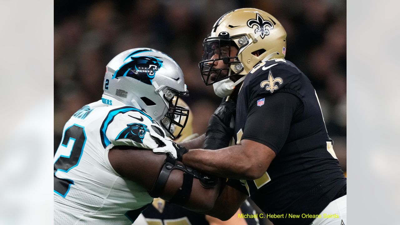 New Orleans Saints wide receiver Chris Olave (12) plays against the  Carolina Panthers during an NFL football game Monday, Sept. 18, 2023, in  Charlotte, N.C. (AP Photo/Jacob Kupferman Stock Photo - Alamy