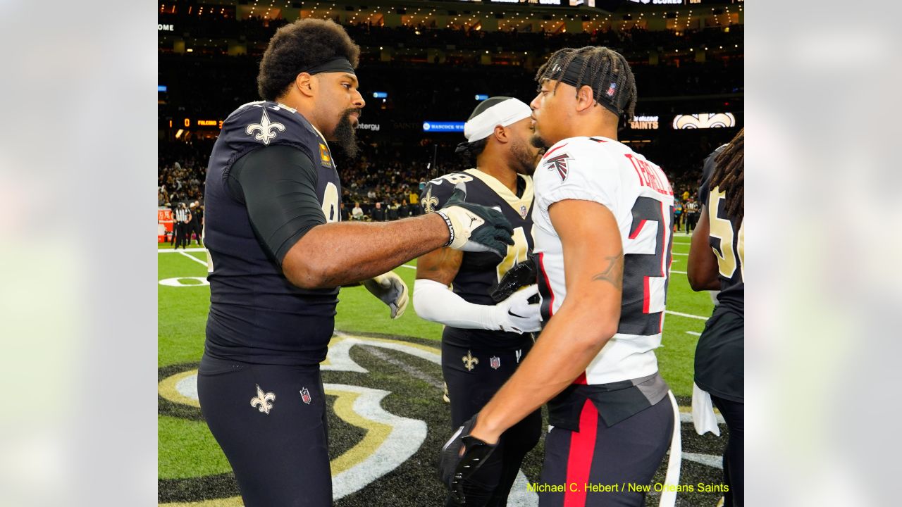 Atlanta Falcons lead New Orleans Saints 10-0 at halftime