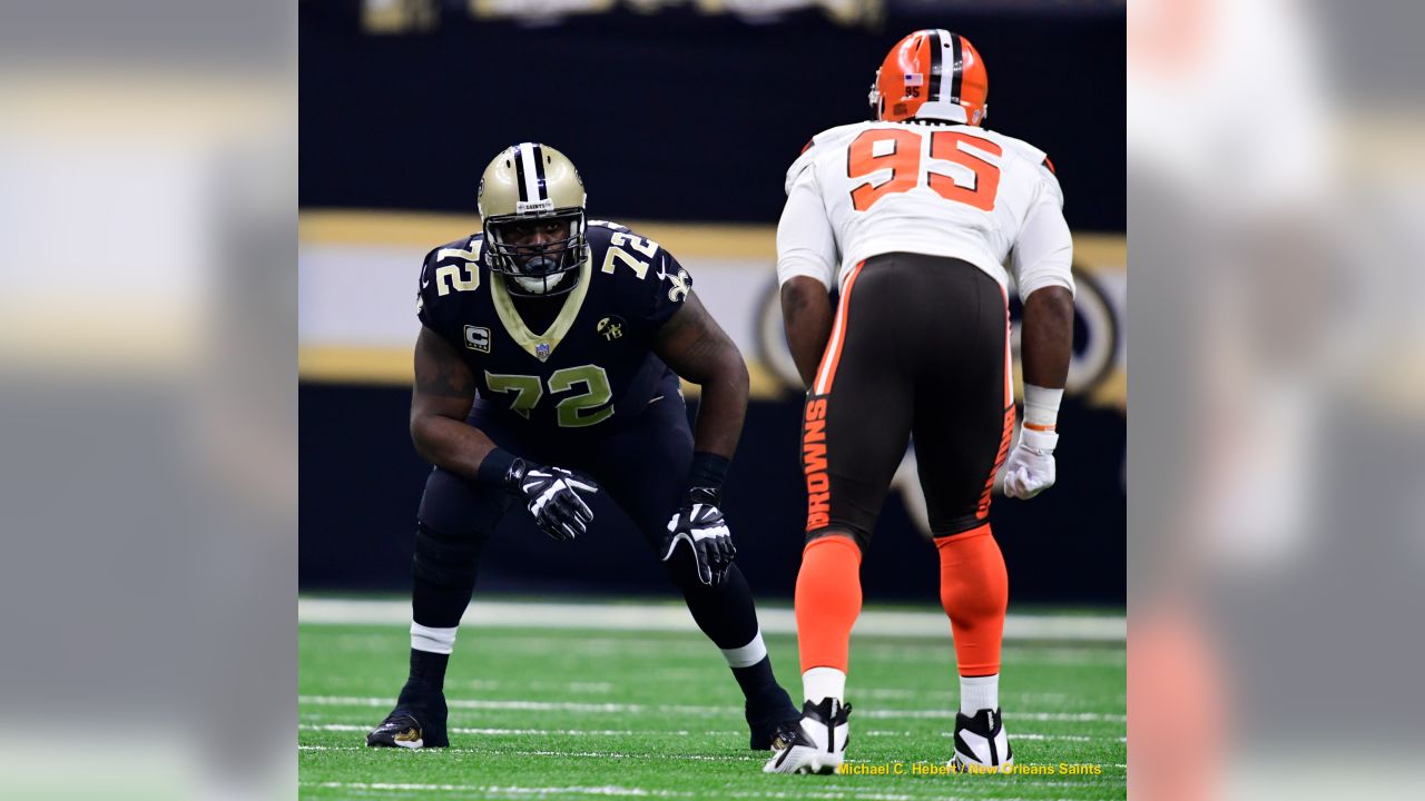 East Rutherford, New Jersey, USA. 1st Oct, 2018. New Orleans Saints  offensive tackle Terron Armstead (72) during warm ups before a game between  the New Orlean Saints and the New York Giants