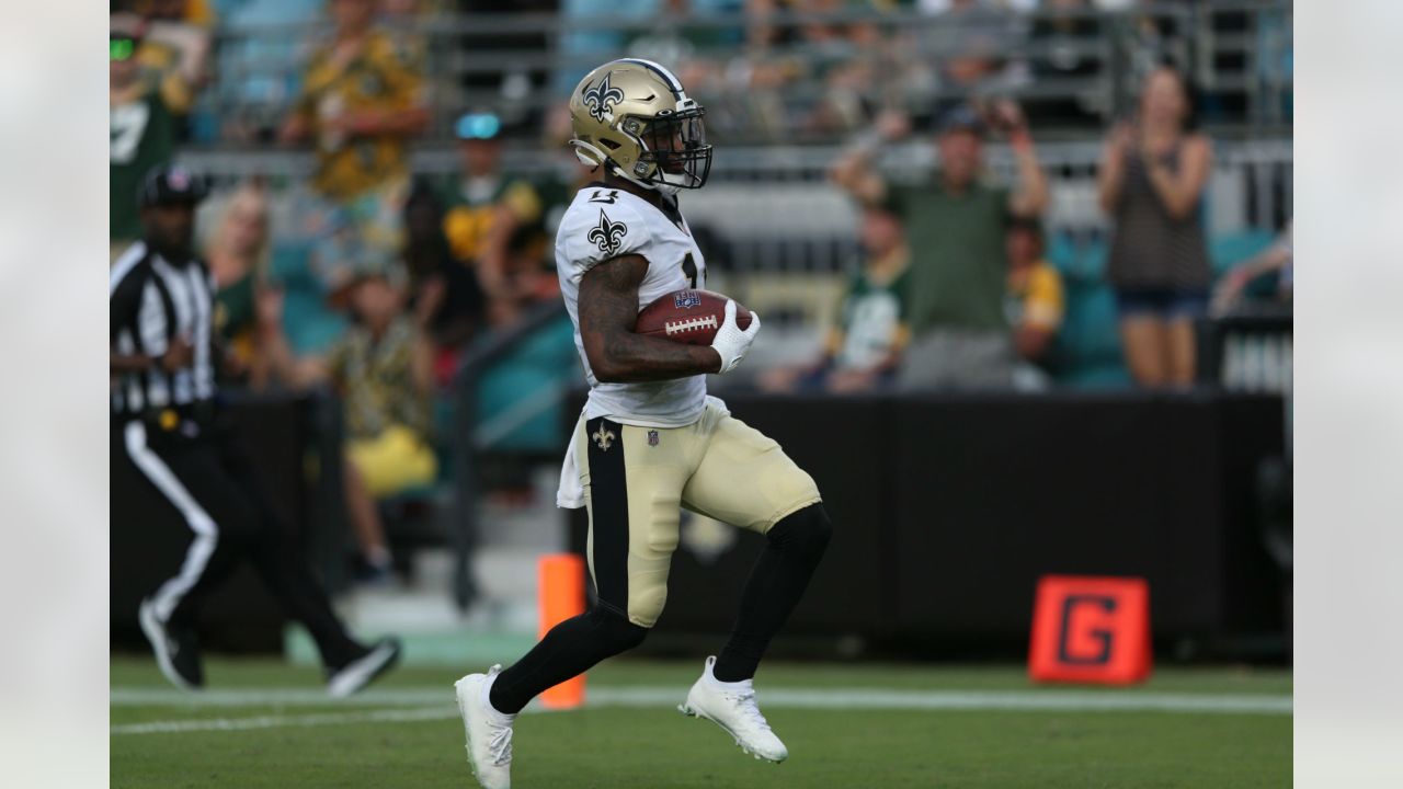 New Orleans Saints cornerback Vincent Gray (35) plays defense during an NFL  preseason football game against the Green Bay Packers Friday, Aug. 19, 2022,  in Green Bay, Wis. (AP Photo/Jeffrey Phelps Stock