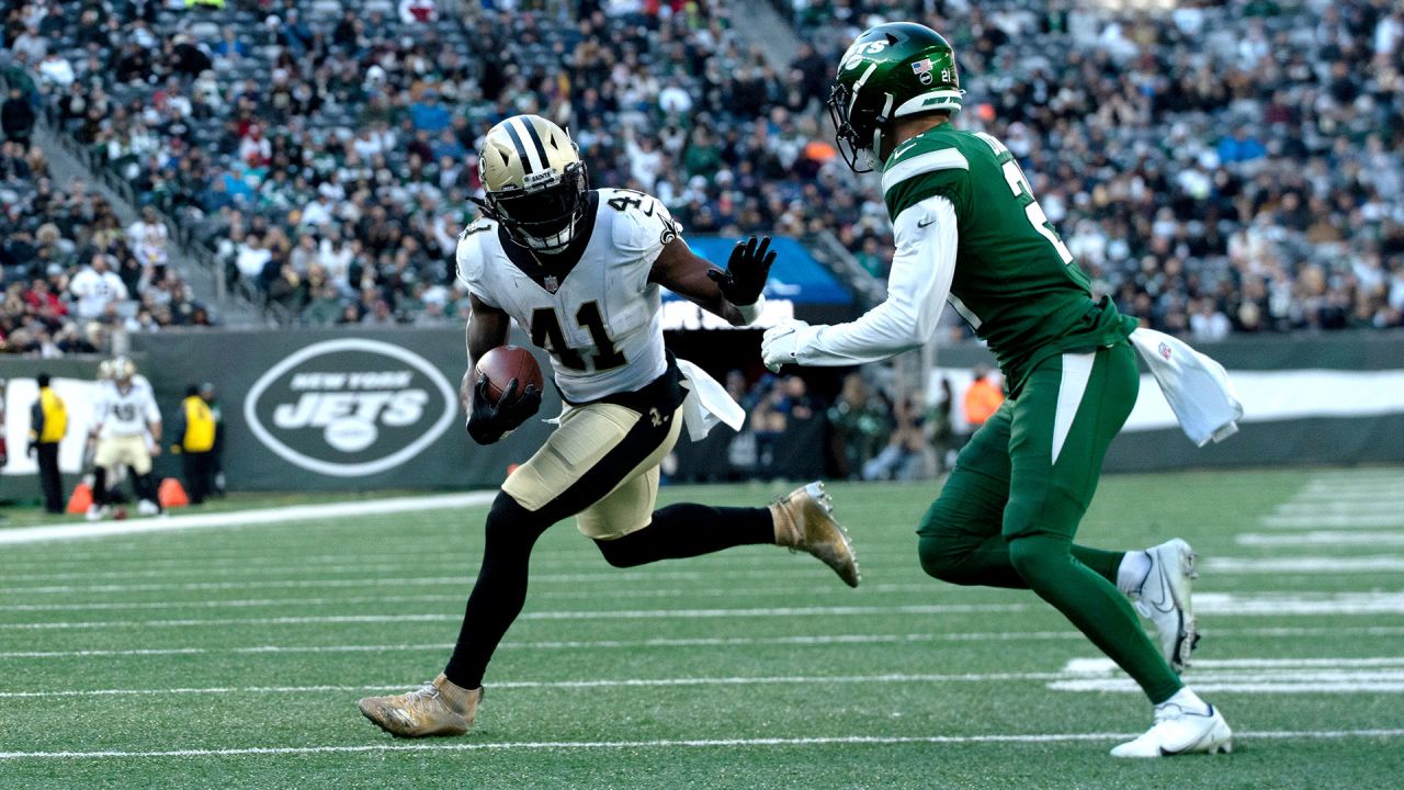 Photos: Game Action  Saints at Jets NFL Week 14 2021