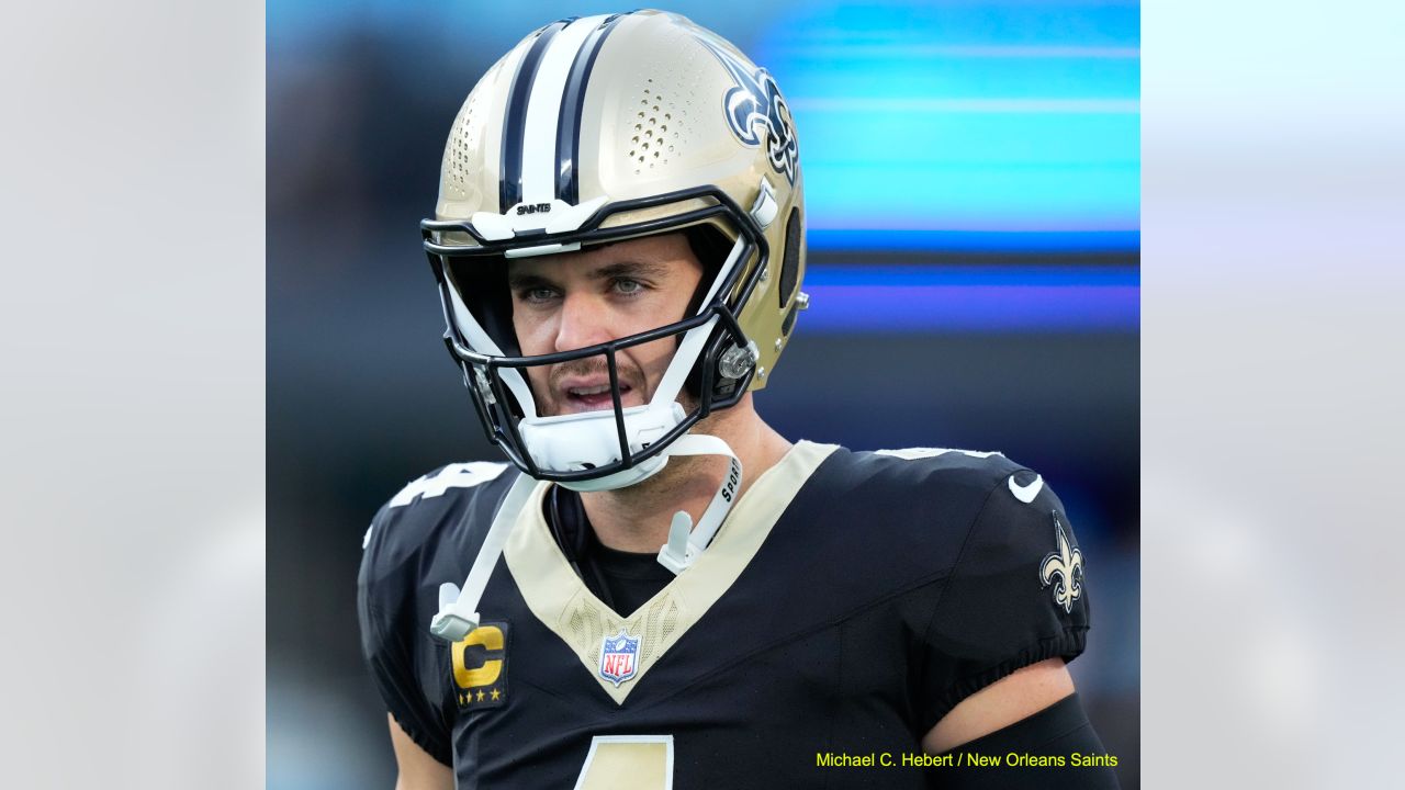 New Orleans Saints wide receiver Chris Olave (12) plays against the  Carolina Panthers during an NFL football game Monday, Sept. 18, 2023, in  Charlotte, N.C. (AP Photo/Jacob Kupferman Stock Photo - Alamy