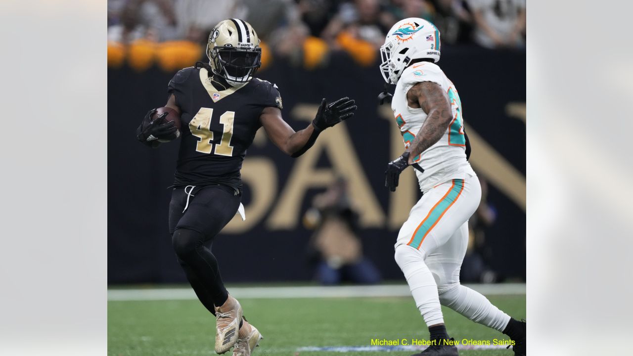 New Orleans Saints beat Miami Dolphins in Wembley stinker, NFL