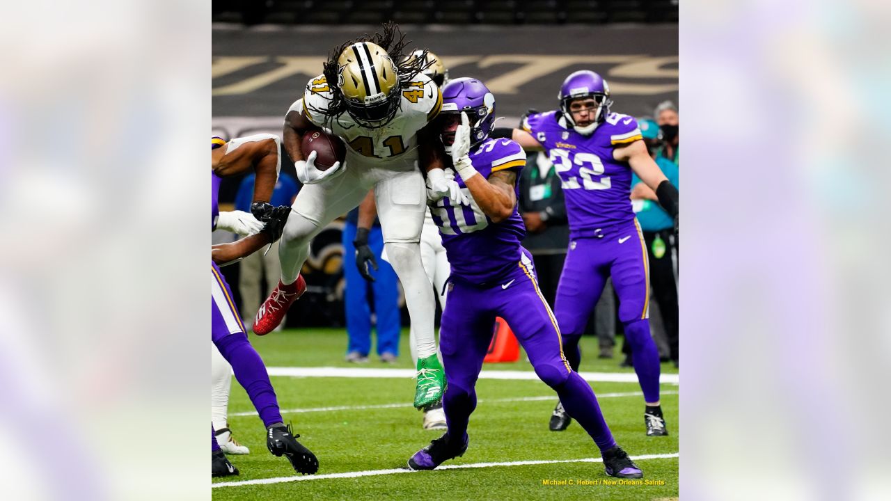 Saints-Vikings Trivia on Christmas Day in Week 16 - Sports