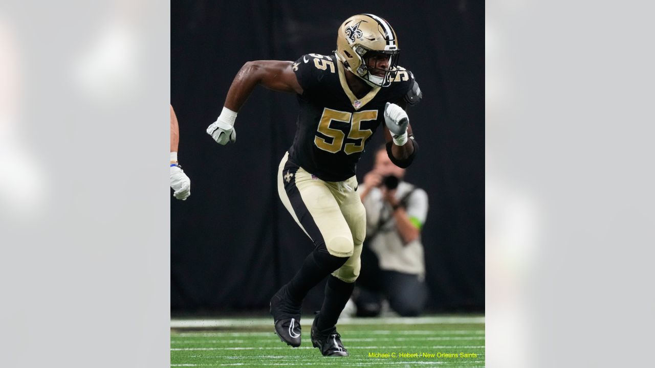 New Orleans, USA. 27th Aug, 2023. New Orleans Saints tight end Jimmy Graham  (80) catches a pass against Houston Texans linebacker Christian Harris (48)  during a National Football League preseason game at