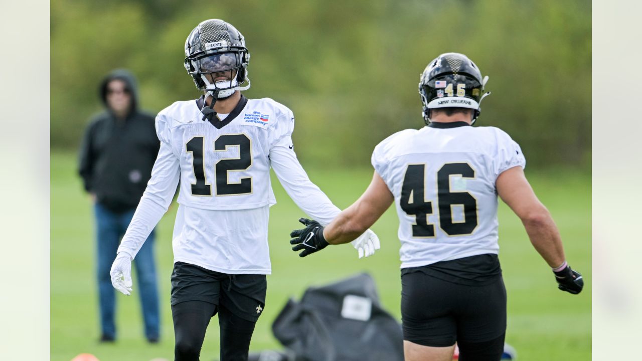 New Orleans Saints fullback Adam Prentice (46) warms up before an