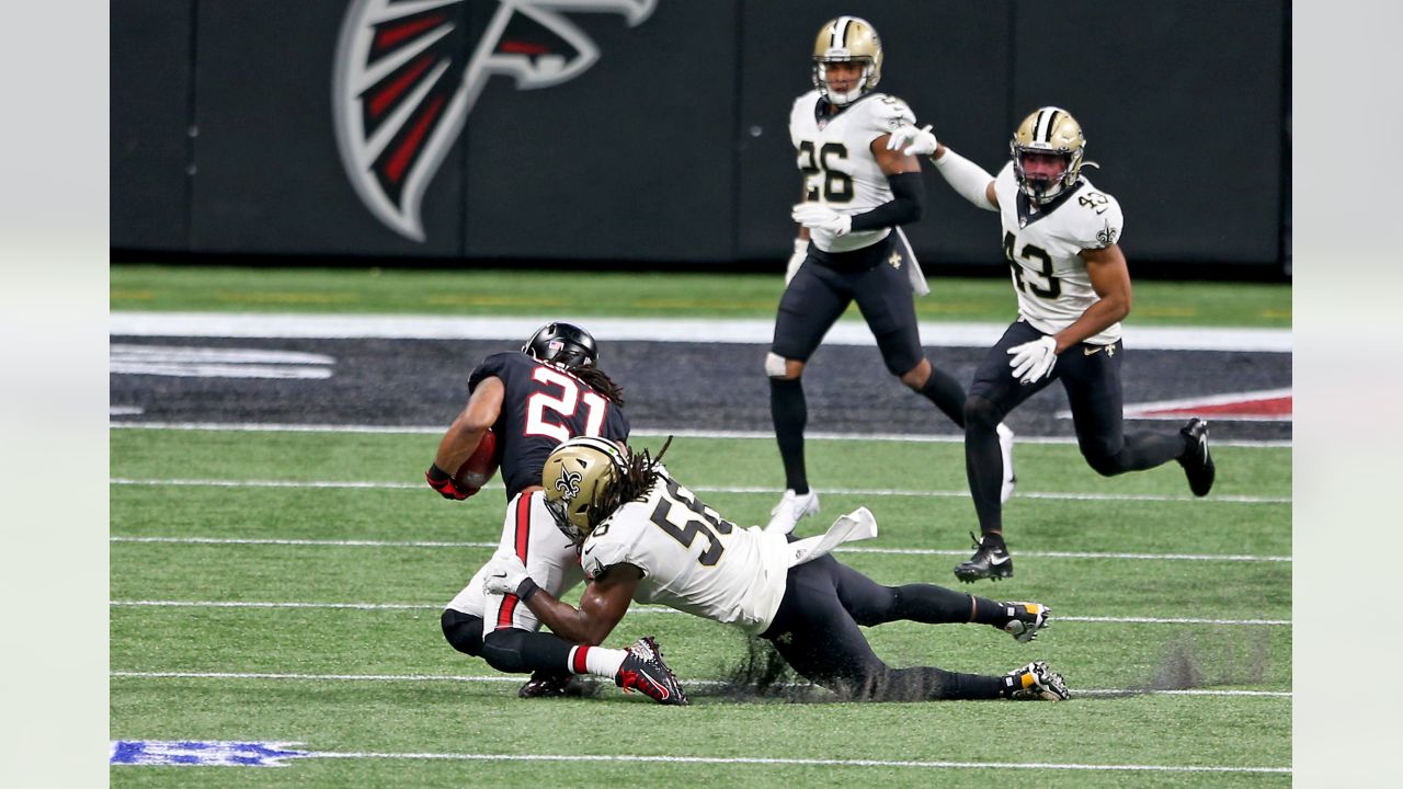 Hill throws 2 TD passes, Saints hold off Falcons 21-16