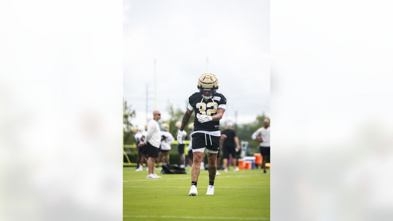 Saints WR Michael Thomas details body rejecting hardware from