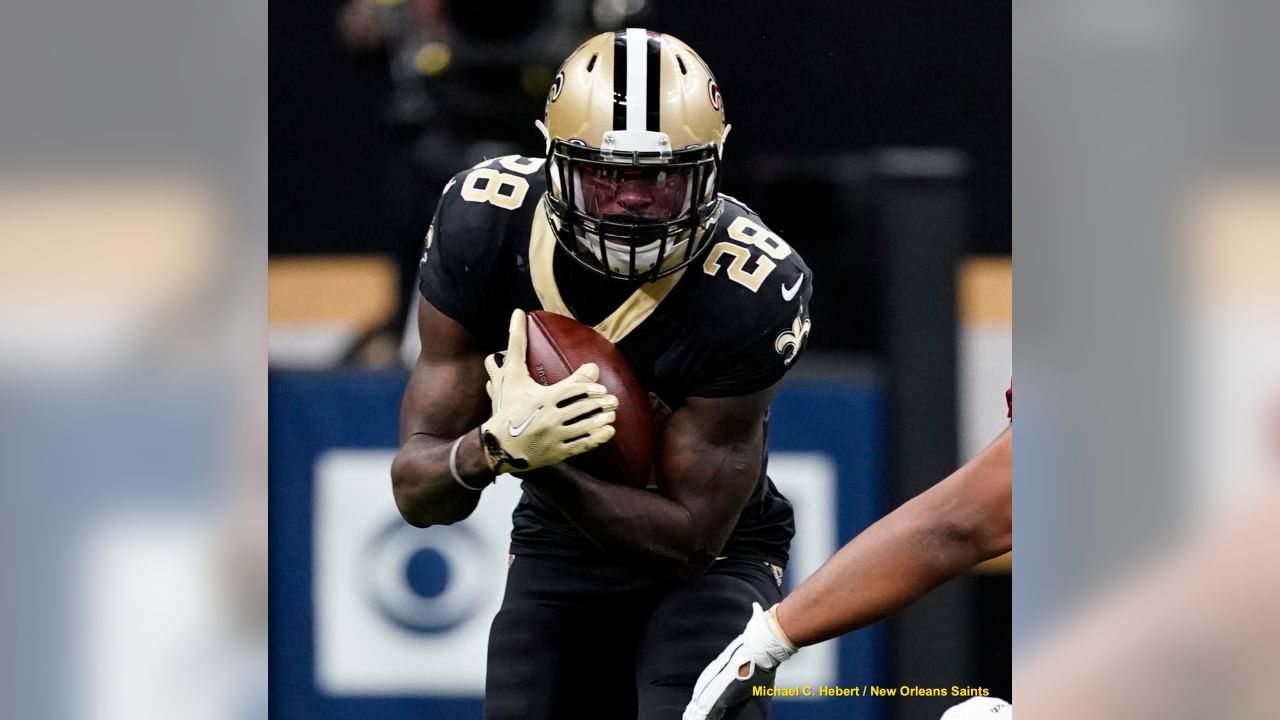 Saints Break Out Alternate Helmets for Decisive NFC South Game