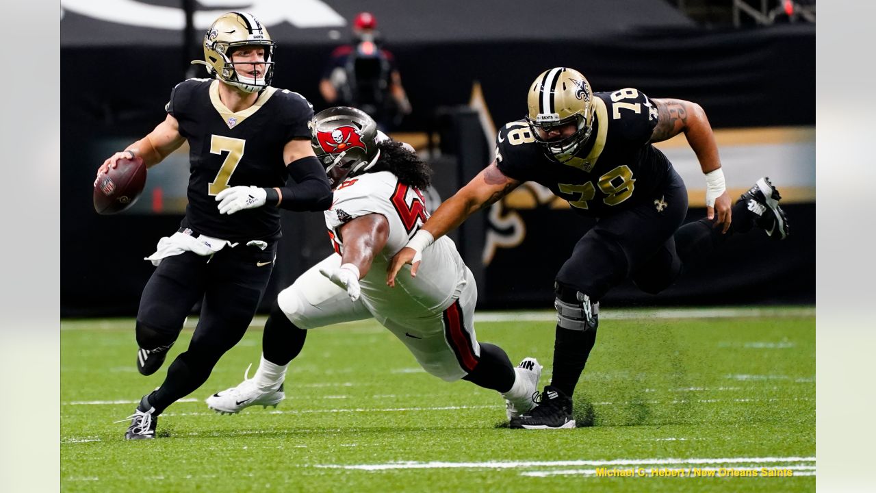 Photos: Game Action  Saints-Buccaneers Week 9 2020