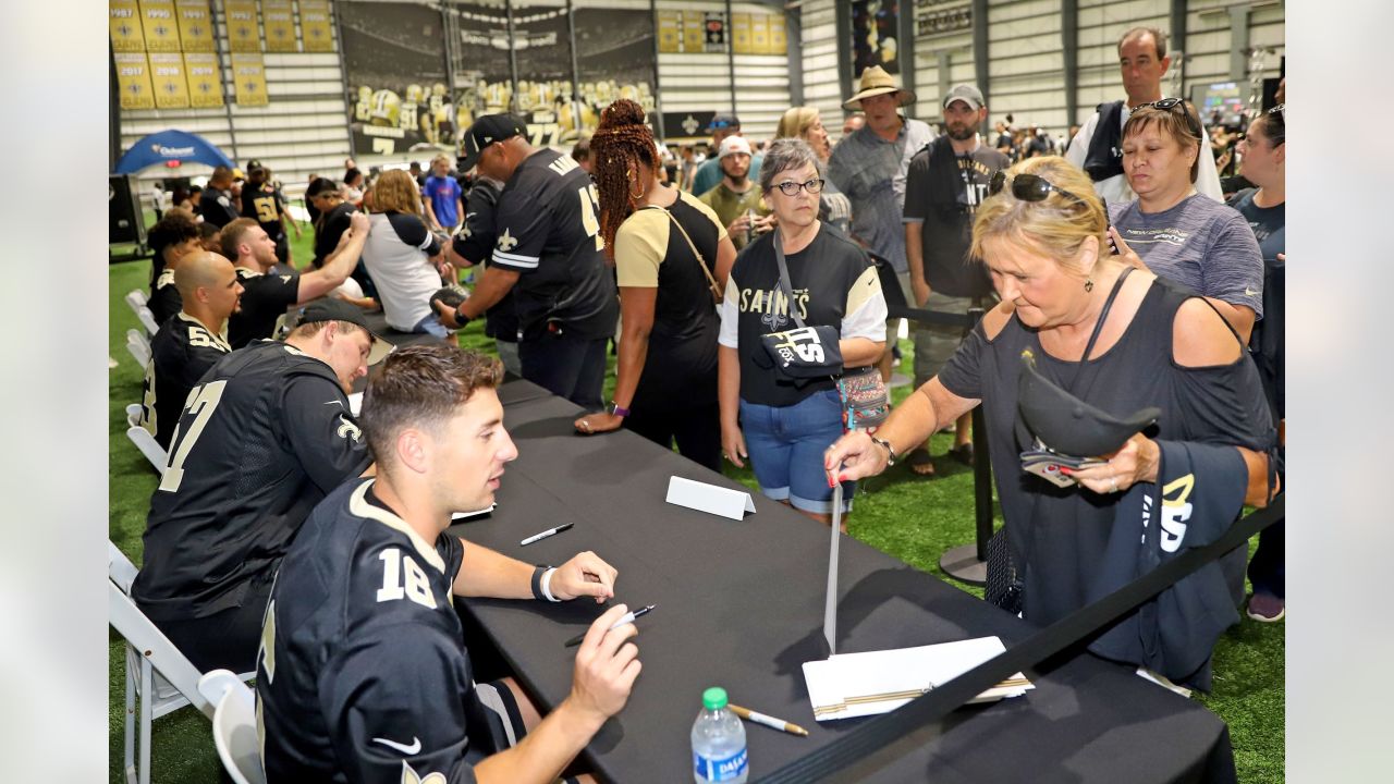 New Orleans Saints on X: Join us Saturday for our #SaintsDraft Crawfish  Boil presented by @dixiebrewco! Tickets are just $25 per person More info:   …  / X