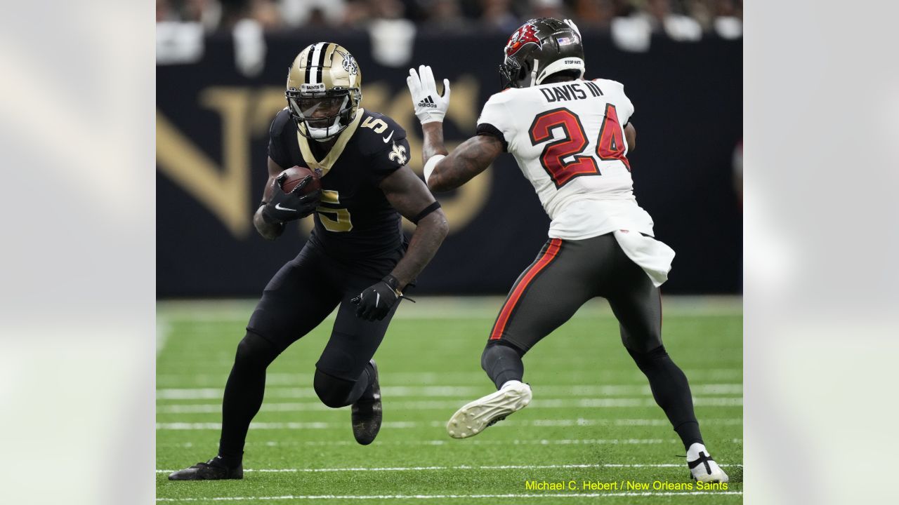 New Orleans Saints linebacker Pete Werner (20) reacts after a defensive  stop in the first half of an NFL football game against the Kansas City  Chiefs in New Orleans, Sunday, Aug. 13