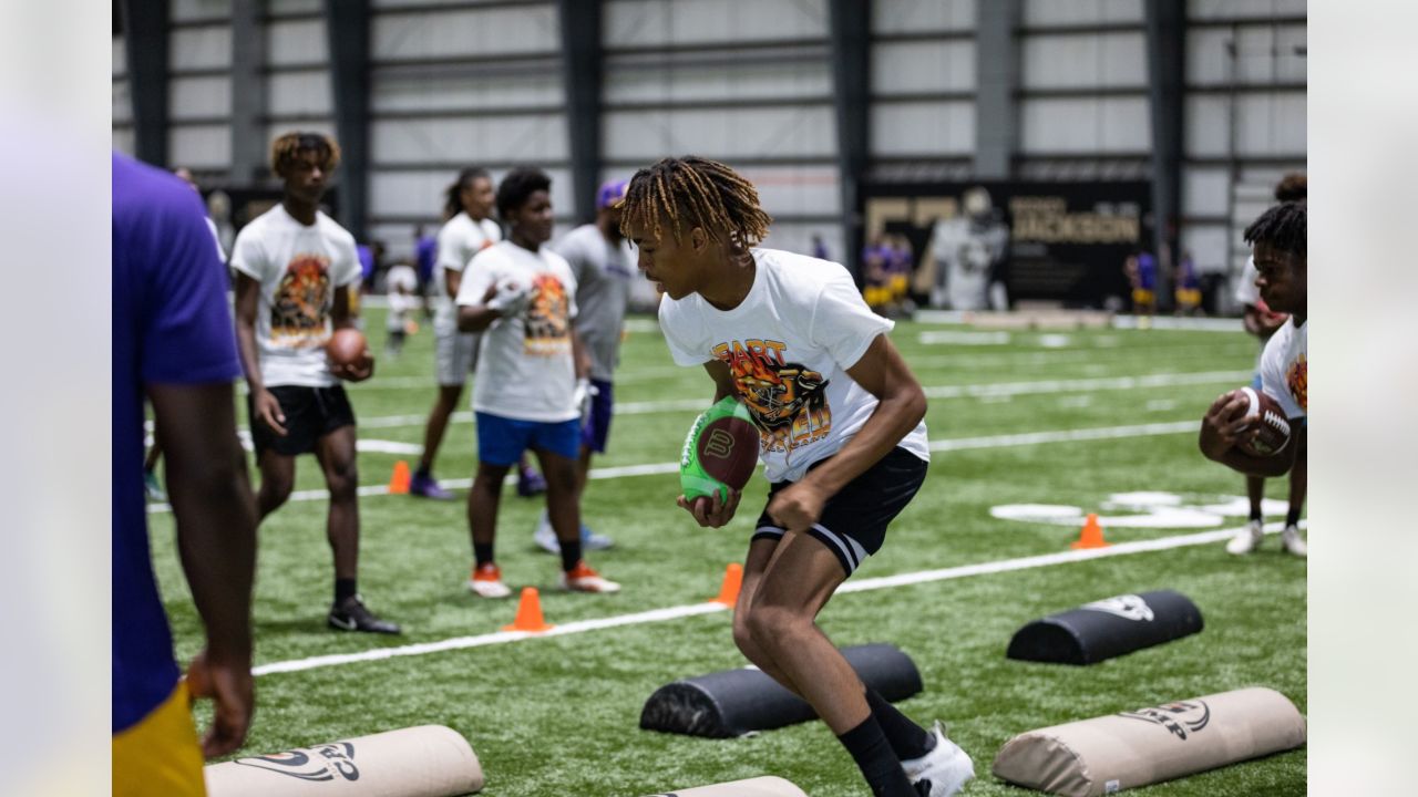 Tyrann Mathieu hosts 2022 Heart of a Badger youth football camp