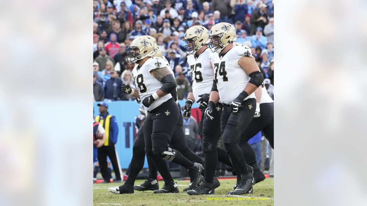 Saints top Titans in NFL season opener - The Vicksburg Post