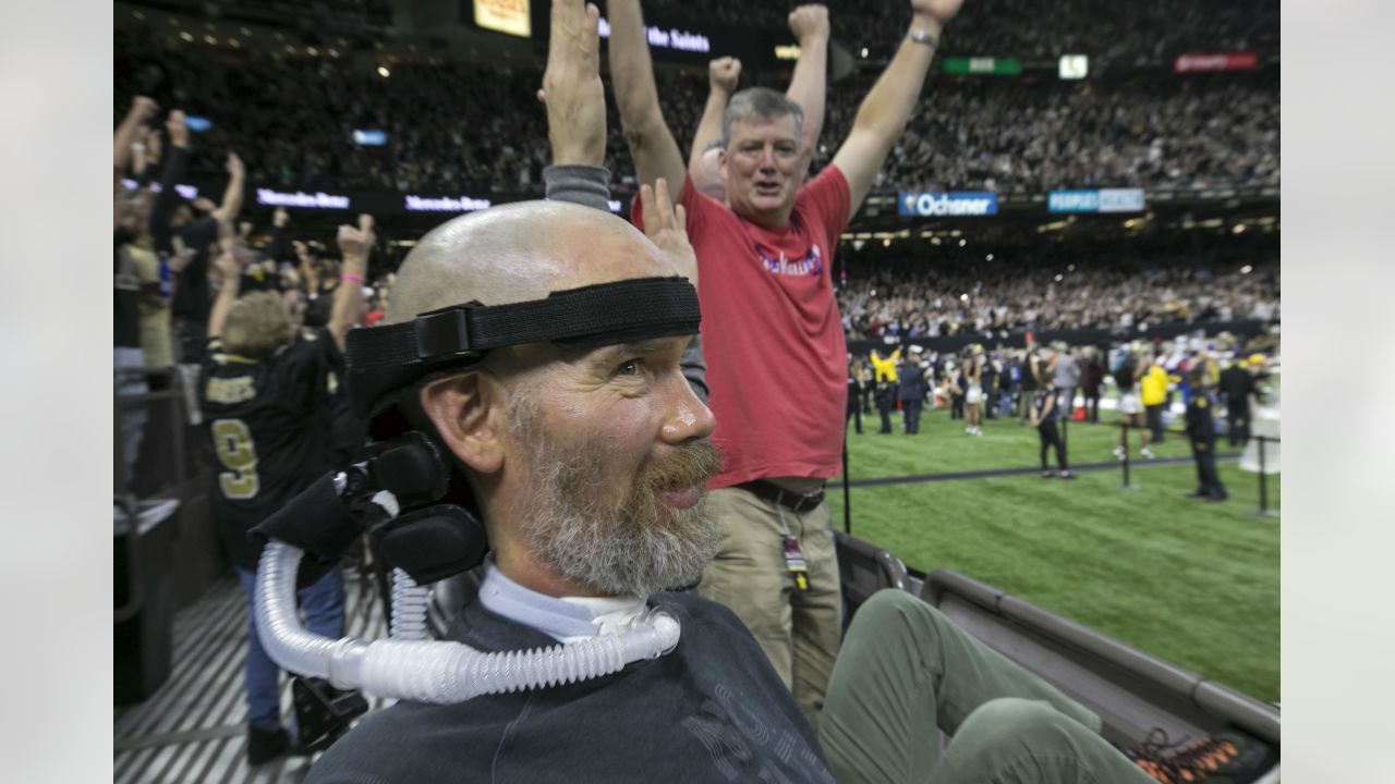 New Orleans Saints - Drew Brees and Team Gleason #NationalHugDay