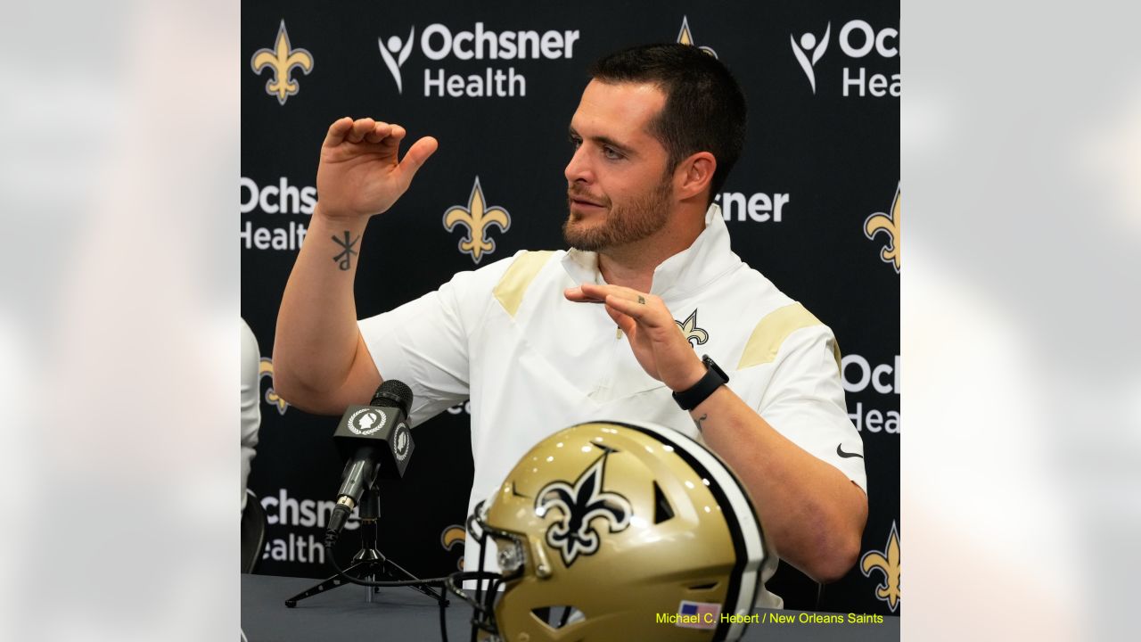 Details of Derek Carr's contract with Saints revealed